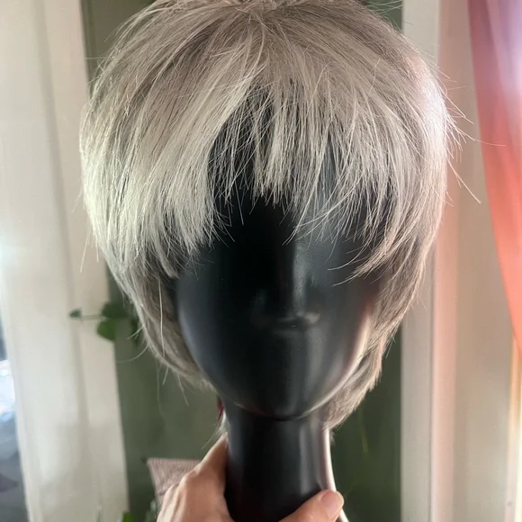 Tony of Beverly FIONA adjustable wig Minx - Picture 5 of 15